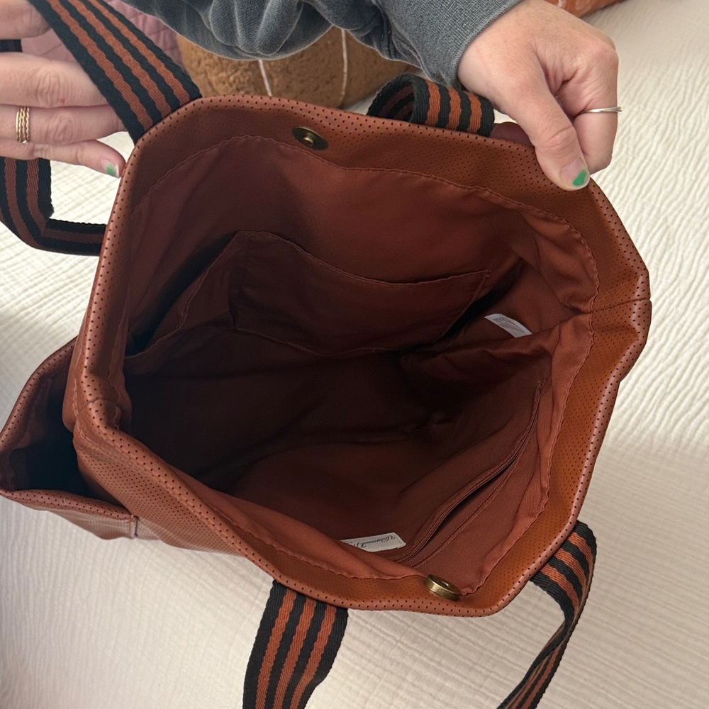 Universal Thread Brown Tote Bag - image 2